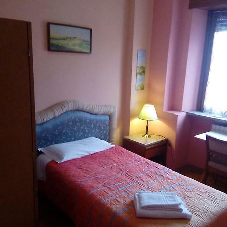 Star One Hotel Milánó Kültér fotó