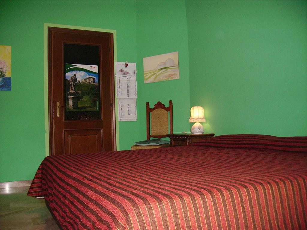 Star One Hotel Milánó Kültér fotó