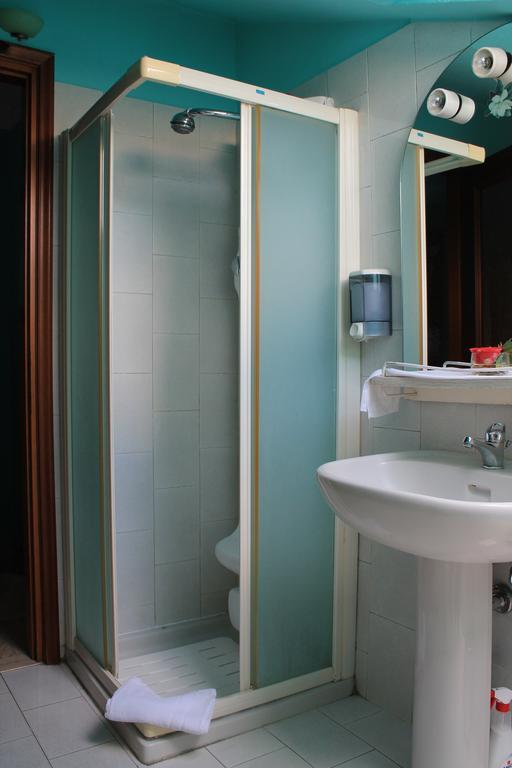 Star One Hotel Milánó Kültér fotó